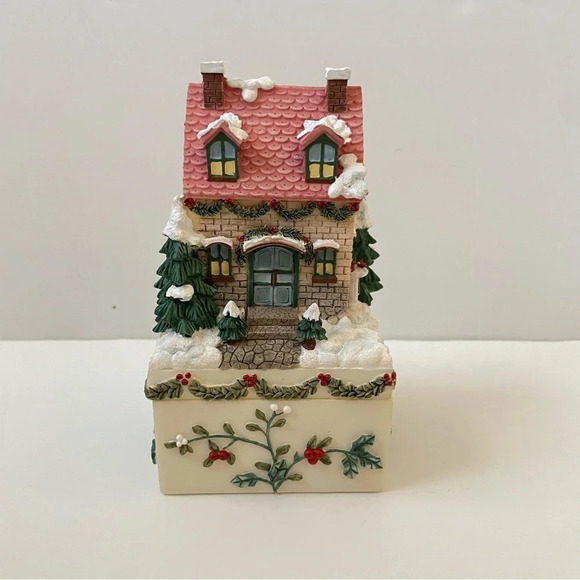 Vintage 2000 Pfaltzgraff Winterberry Trinket Box - Picture 1 of 14